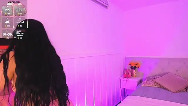 Little Lexyy online show from April 18, 2026, 5:32 am