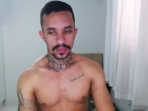 lipegonzalezz online show from February 19, 2026, 2:47 pm