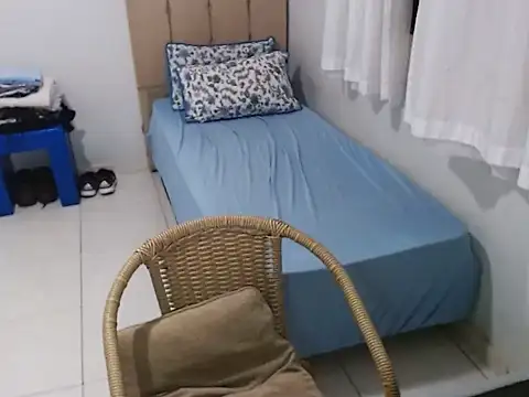 lipegonzalezz online show from March 3, 2026, 3:46 am