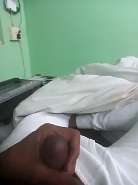 deshi9inch9 online show from January 31, 2026, 8:18 pm