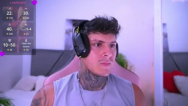 goldenatlasX online show from April 30, 2026, 8:57 pm