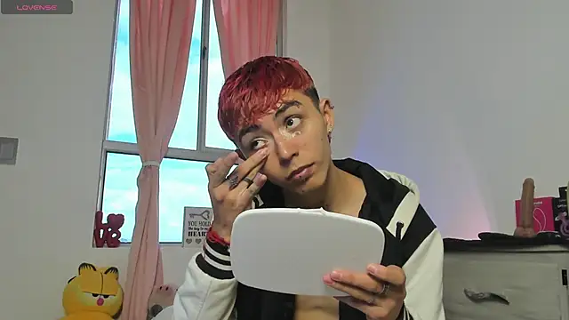 Snapshot of Maiky_Cooper01 chatting on February 18, 2026, 6:15 pm Maiky Cooper01 online show from February 18, 2026, 6:15 pm