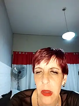 Juguetonafogosa5 online show from March 18, 2026, 11:27 pm