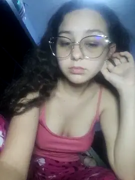 Snapshot of racheldepp_ chatting on February 3, 2026, 5:05 am racheldepp online show from February 3, 2026, 5:05 am