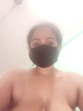 sexyqueen558 online show from May 28, 2026, 4:02 pm