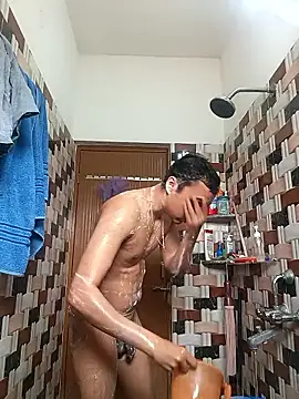 Uzieham22 online show from March 6, 2026, 7:14 am