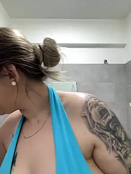 dalia0710 online show from March 10, 2026, 12:20 pm