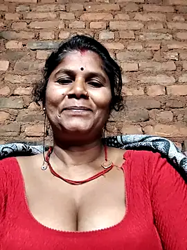 Hot di97 online show from March 5, 2026, 12:40 am