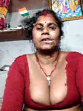 Hot di97 online show from April 2, 2026, 5:08 pm