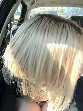 AlyssaFoxx  online show from March 1, 2026, 12:27 pm