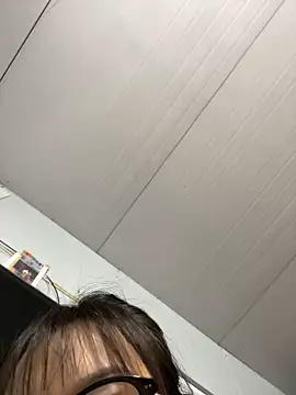 Snapshot of Bebun chatting on February 25, 2026, 2:01 am Bebun online show from February 25, 2026, 2:01 am