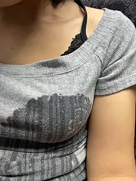 Snapshot of Bebun chatting on February 4, 2026, 2:28 am Bebun online show from February 4, 2026, 2:28 am