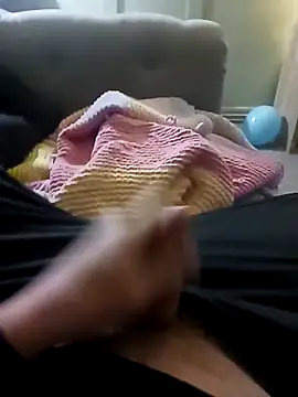 Hertsguy1984 online show from March 29, 2026, 10:55 pm