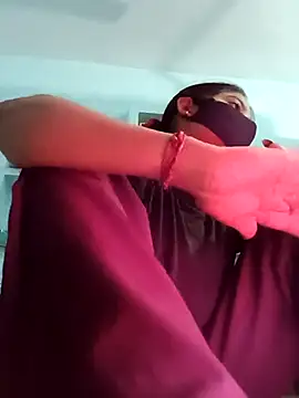 Snapshot of College--girl chatting on January 17, 2026, 10:52 am College--girl online show from January 17, 2026, 10:52 am