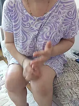 burcu ben online show from June 7, 2026, 9:47 am
