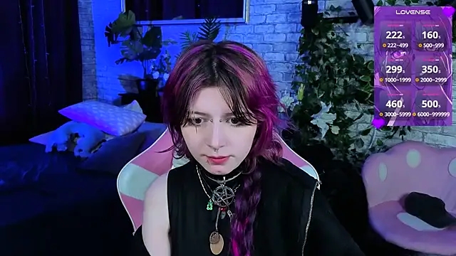 Ashley Veil online show from May 25, 2026, 9:02 pm