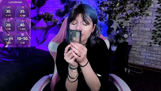 Snapshot of Ashley_Veil chatting on March 2, 2026, 9:11 pm Ashley Veil online show from March 2, 2026, 9:11 pm