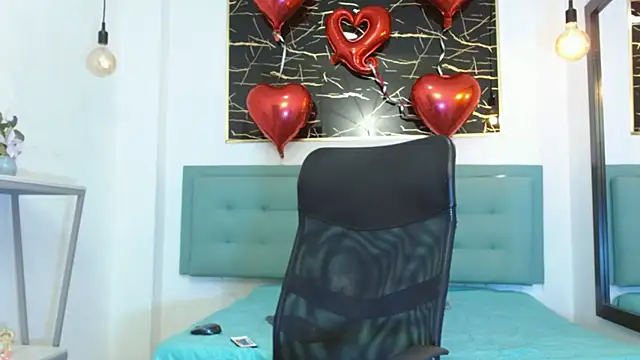 XanderGrey8 online show from February 21, 2026, 7:49 pm