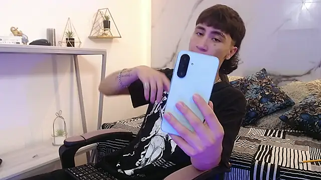 XanderGrey8 online show from March 24, 2026, 7:25 pm