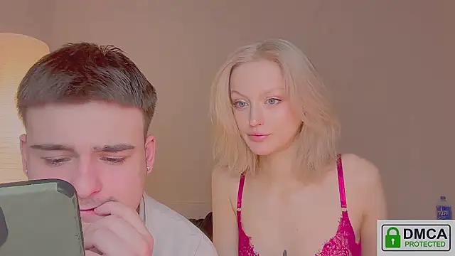 Snapshot of your_molly_mark_ chatting on February 15, 2026, 7:46 pm your molly mark online show from February 15, 2026, 7:46 pm