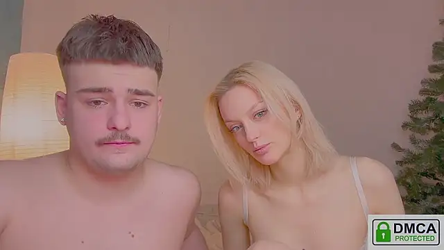 Snapshot of your_molly_mark_ chatting on February 1, 2026, 9:18 am your molly mark online show from February 1, 2026, 9:18 am