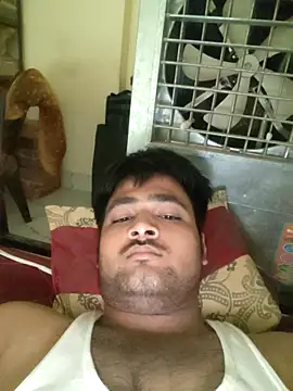 Snapshot of allumatar chatting on June 21, 2026, 8:31 am allumatar online show from June 21, 2026, 8:31 am