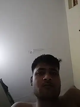 Snapshot of allumatar chatting on May 22, 2026, 11:19 am allumatar online show from May 22, 2026, 11:19 am
