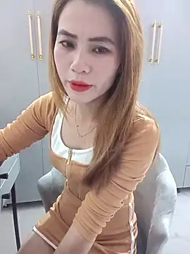 Snapshot of Llabi2k chatting on January 18, 2026, 4:54 pm Llabi2k online show from January 18, 2026, 4:54 pm