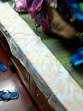 Cute-rasma online show from February 19, 2026, 8:11 am