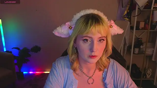 Roziett Belle online show from March 27, 2026, 8:59 am