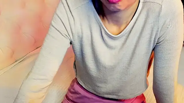 Snapshot of Ivy_Ross chatting on January 16, 2026, 9:19 pm Ivy Ross online show from January 16, 2026, 9:19 pm