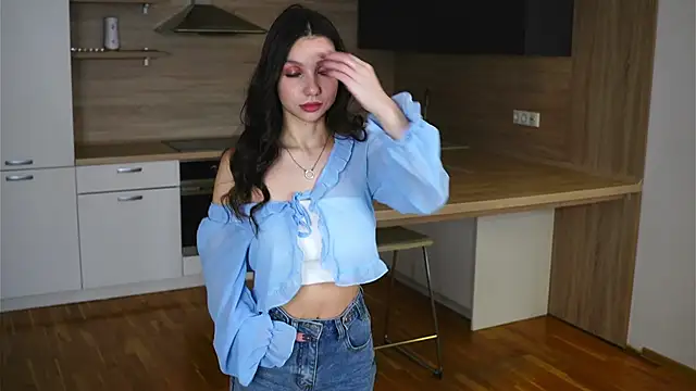 ZanaBreland online show from January 16, 2026, 5:00 am