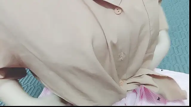 Mai maik online show from February 15, 2026, 3:51 am