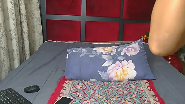 EbonySexySlim online show from February 9, 2026, 8:40 pm