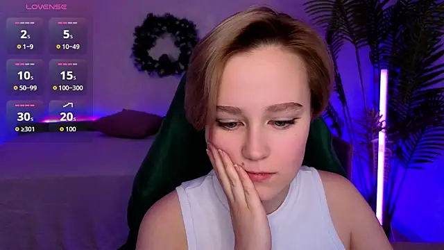 Ellie Heavenly online show from January 18, 2026, 8:29 am