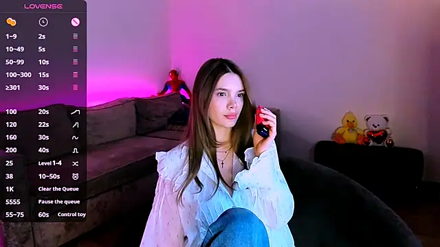 LEANALIES online show from March 12, 2026, 4:22 pm