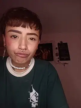 AlexxaAndRileyy online show from February 15, 2026, 11:36 pm