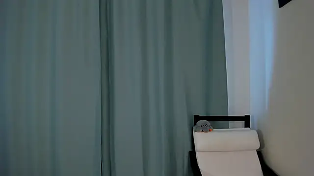 EmmaStoneWants online show from January 17, 2026, 7:34 am