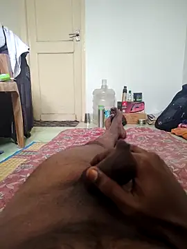 Snapshot of TamilBoy3007 chatting on February 1, 2026, 4:33 am TamilBoy3007 online show from February 1, 2026, 4:33 am