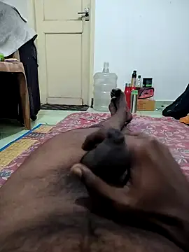 Snapshot of TamilBoy3007 chatting on February 11, 2026, 1:00 pm TamilBoy3007 online show from February 11, 2026, 1:00 pm