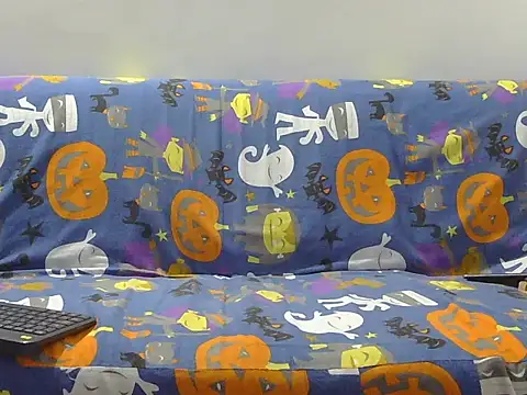 Snapshot of janehotmilf chatting on January 18, 2026, 2:37 am janehotmilf online show from January 18, 2026, 2:37 am