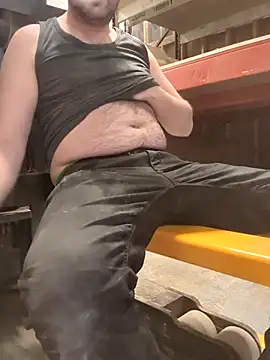 Snapshot of Greyd333 chatting on February 10, 2026, 10:20 pm Greyd333 online show from February 10, 2026, 10:20 pm