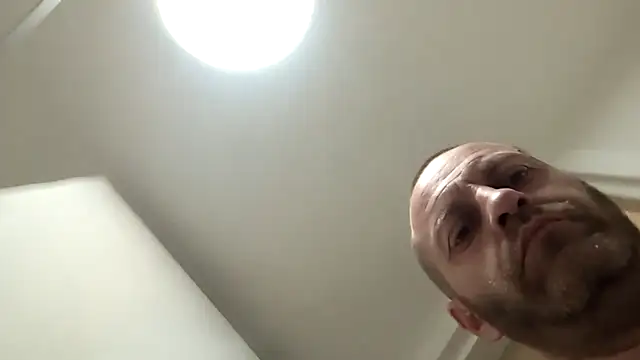 sterng6969 online show from February 5, 2026, 4:52 am