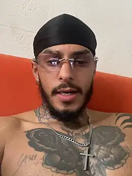 Snapshot of liyamjunior chatting on February 9, 2026, 4:27 pm liyamjunior online show from February 9, 2026, 4:27 pm