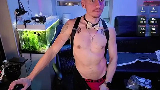 Rayzel White online show from February 2, 2026, 12:20 am