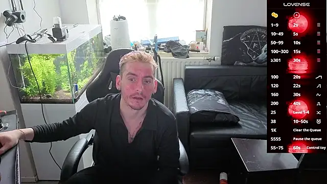 Rayzel White online show from March 17, 2026, 2:53 pm