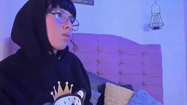 Kittymatias ls online show from January 14, 2026, 8:12 pm