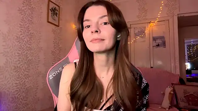 Snapshot of LavondaDeleston chatting on February 11, 2026, 4:51 pm LavondaDeleston online show from February 11, 2026, 4:51 pm