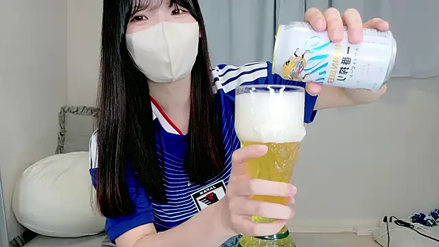 Snapshot of _ame_chan_ chatting on June 15, 2026, 1:11 pm ame chan online show from June 15, 2026, 1:11 pm
