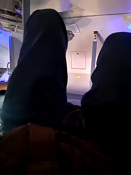 Hottlund6 online show from March 5, 2026, 4:20 am